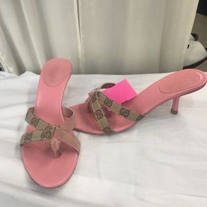 Gucci Shoes - Adorable Gucci sandals Gucci Shoes - Adorable Gucci sandals